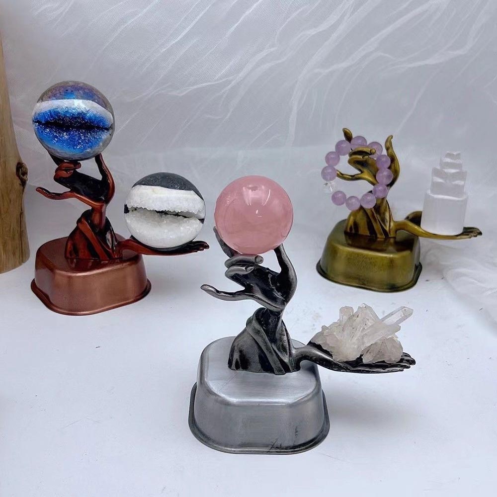 Surrealist Gesture Hand Crysta - огляд і ціна Crystal Ball Decor