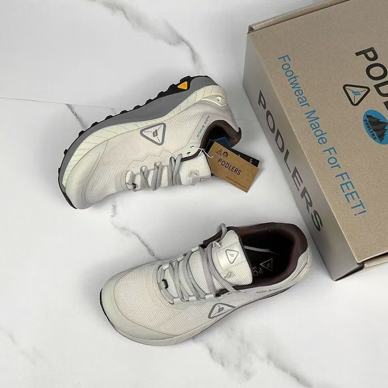 Luxury Brand Walking Shoes for - огляд і ціна Luxury Lifestyle For Women